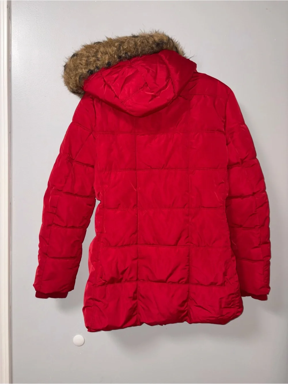 Tommy Hilfiger Red Quilted Puffer Jacket Faux Fur Trim Hooded Full Zip & Snaps L